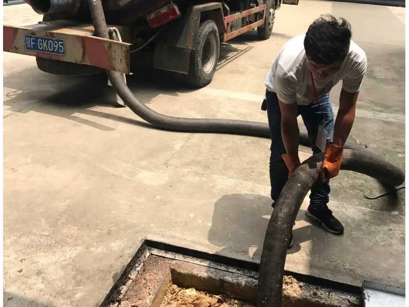 南京大厂山潘街道马桶疏通维修，马桶漏水